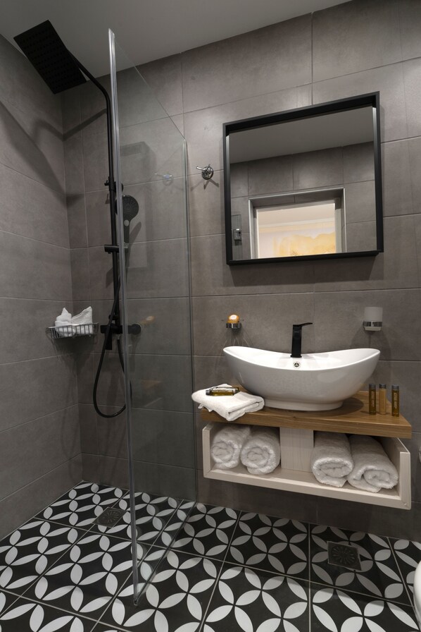 Portrait Double Room | Bathroom | Shower, designer toiletries, hair dryer, bathrobes