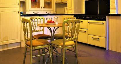 Cambrington Hostel