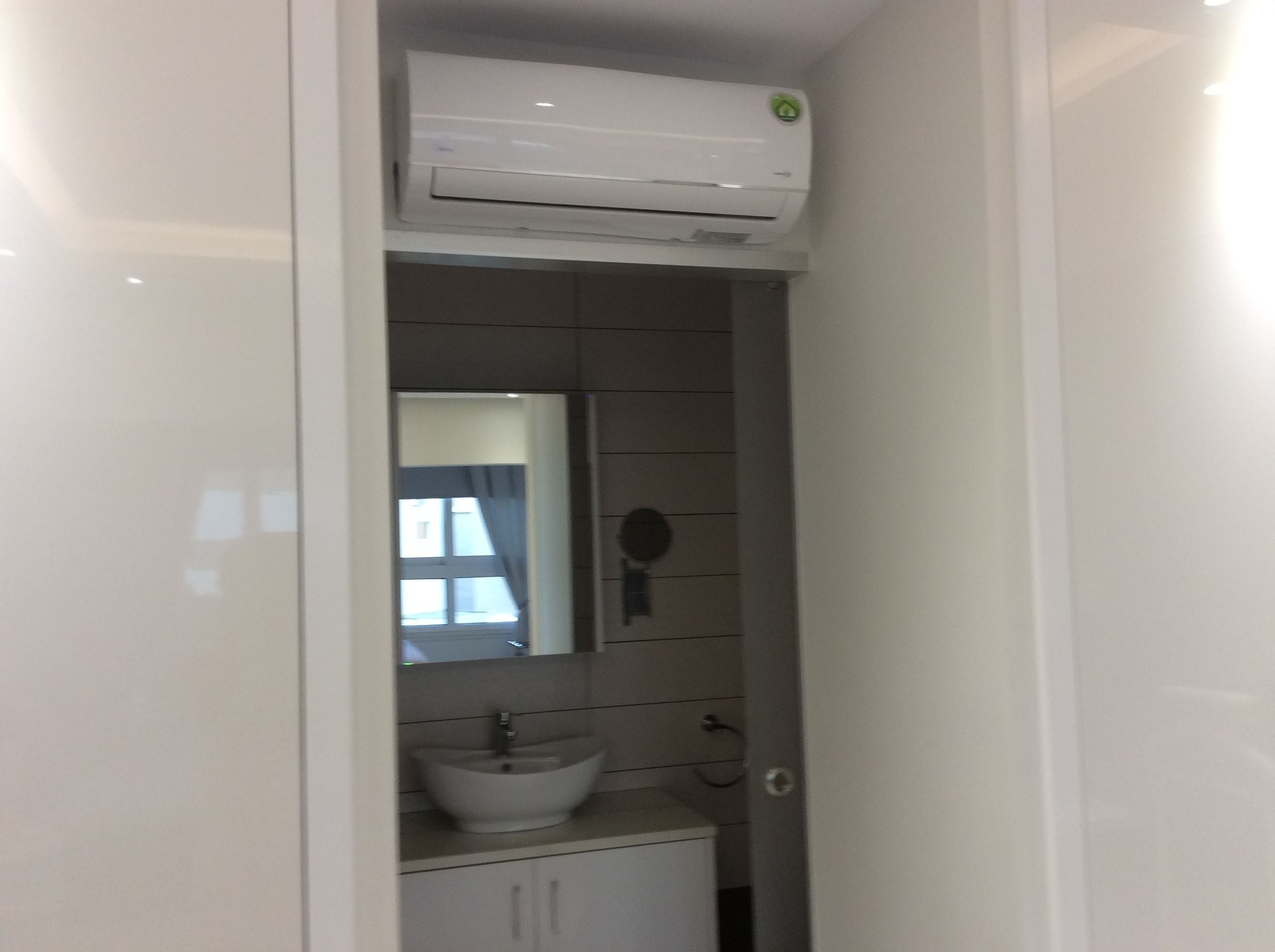 superior suite (armonia) | bathroom | hair dryer, towels, toilet paper