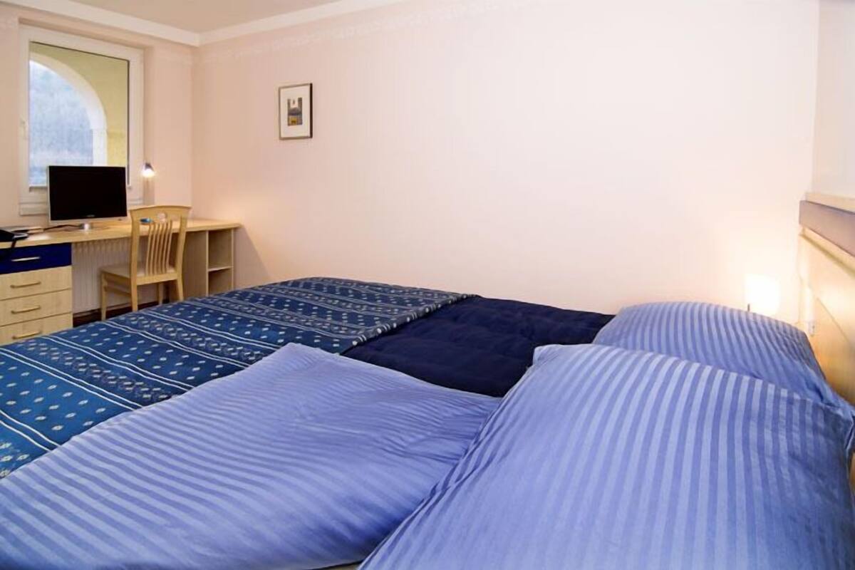 Room Cikorija | 1 غرفة نوم ومكتب وبديكورات فريدة لكل غرفة وطراز فريد لكل وحدة