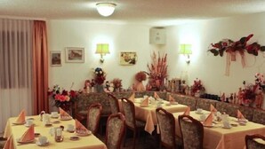 Free daily breakfast - Hotel Morgensonne (Augustusburg)