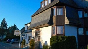 Front of property - Hotel Morgensonne (Augustusburg)