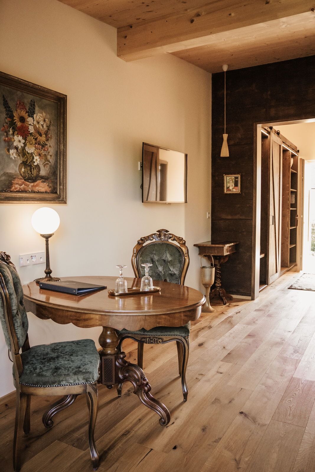 desk, blackout curtains, iron/ironing board, free wifi