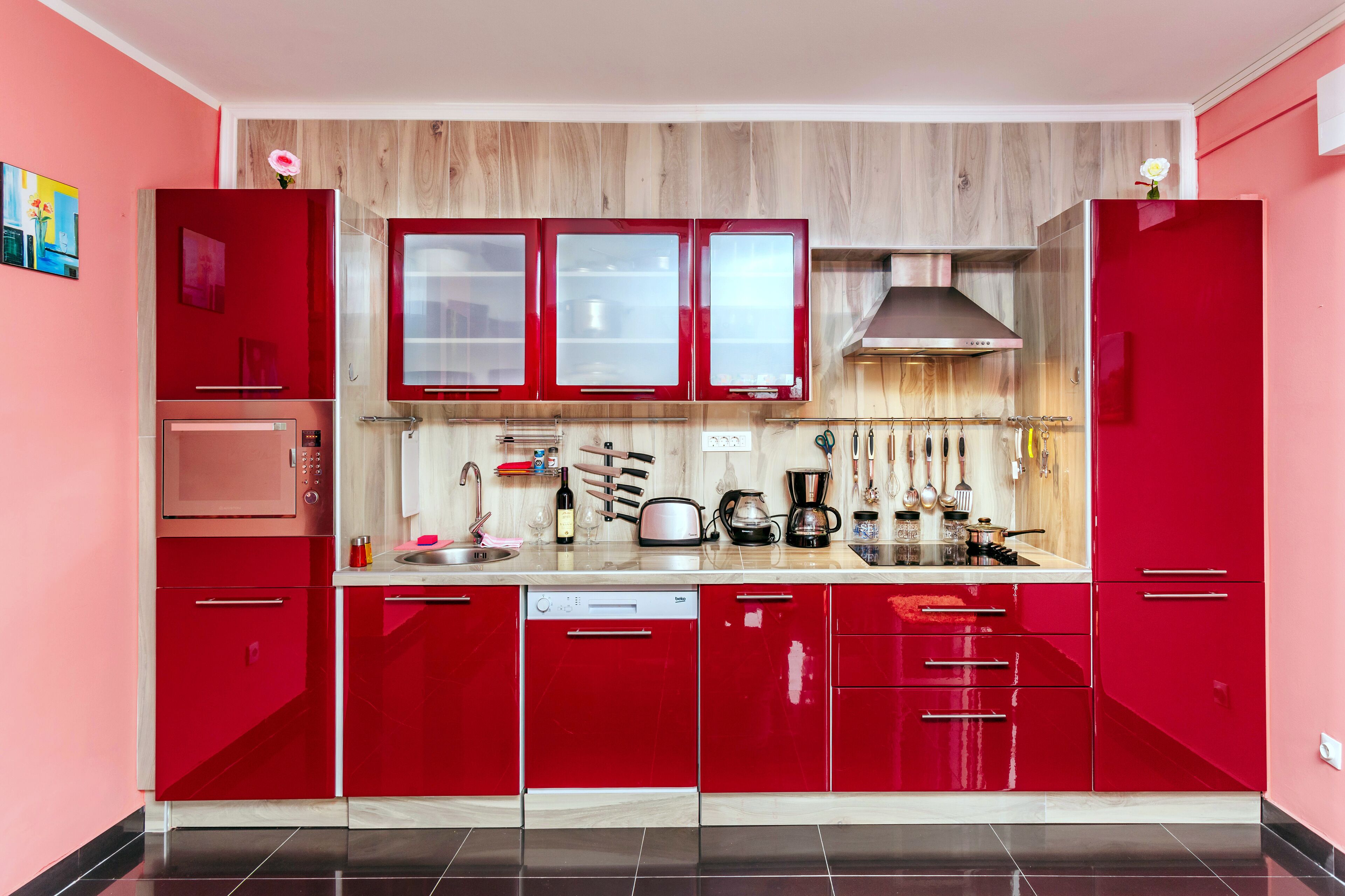Fridge, microwave, oven, dishwasher