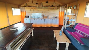 Tent (Safari) | Living room - Alpagâterie (Juillac)