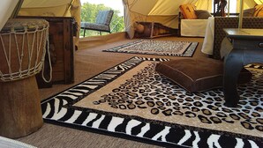 Tent (Saharienne) | Blackout drapes, iron/ironing board (on request) - Alpagâterie (Juillac)