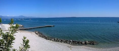 Vlak bij het strand