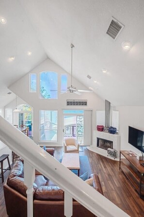 Smart TV, DVD player, ping pong