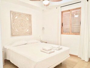 3 chambres, fer et planche Ă repasser, Wi-Fi gratuit, draps fournis