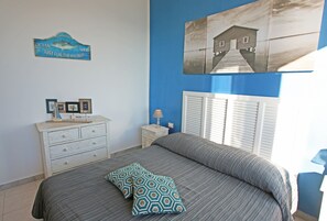 2 dormitorios, tabla de planchar con plancha, wifi gratis y ropa de cama