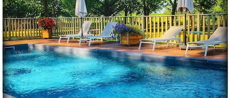 Outdoor pool, a heated pool