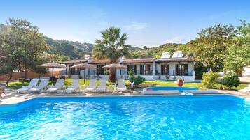 Mặt tiền nơi lưu trú