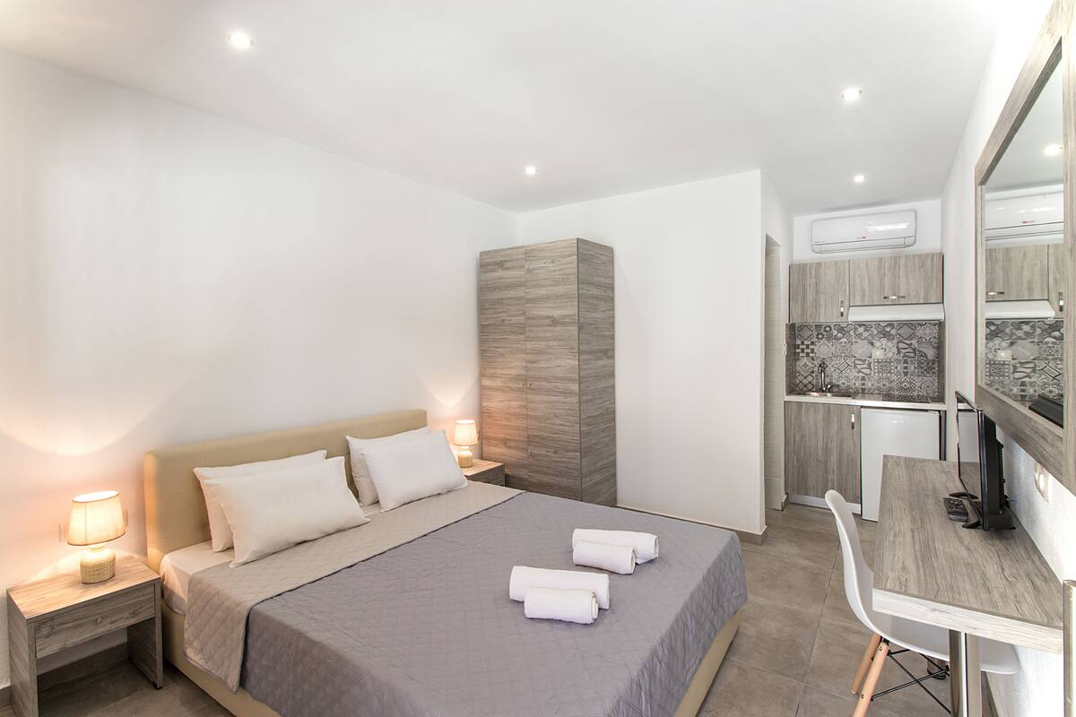 經典雙人房, 花園景觀 | 義大利 Frette 床單、高級寢具、記憶床墊、迷你吧