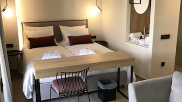 Superior Suite | 1 bedroom, premium bedding, down comforters, in-room safe