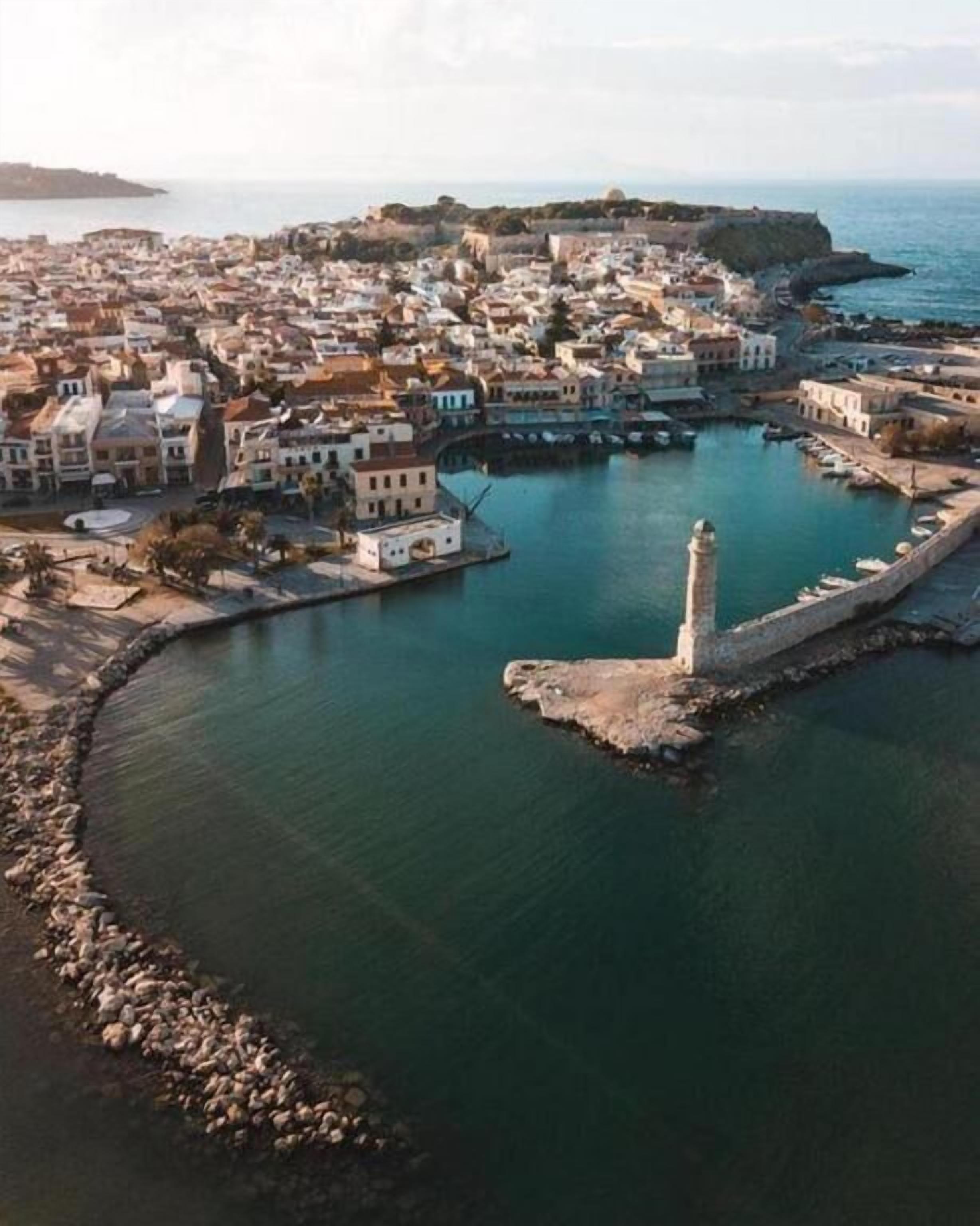 Photo - The City Hotel & Suites