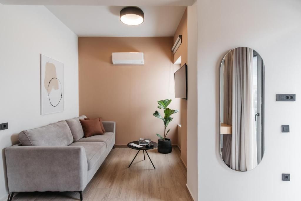 Photo - The City Hotel & Suites