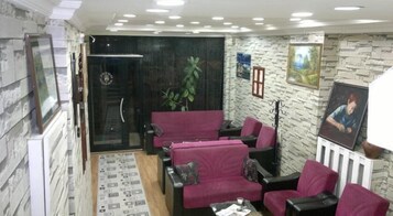 Sala de estar en el lobby