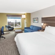 Holiday Inn Express & Suites Downtown Ottawa East by IHG