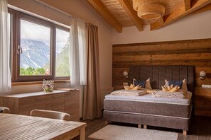 Superior-Studio, Balkon | Zimmersafe, Verdunkelungsvorhänge, Bügeleisen/Bügelbrett, Babybetten
