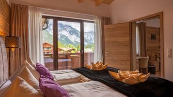 Caja de seguridad en la habitación y cortinas blackout