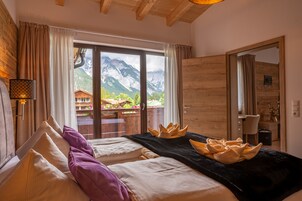 Superior Apartment, 2 Bedrooms, Balcony, Mountain View | In-room safe, blackout drapes, iron/ironing board, cribs/infant beds