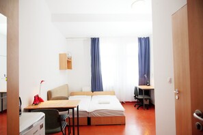 Bureau, Wi-Fi gratuit, draps fournis