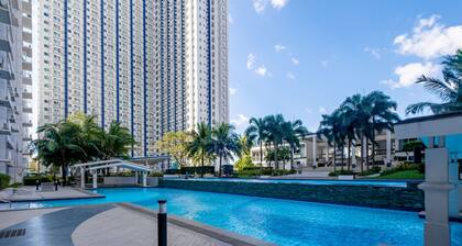 Grass Residences QC