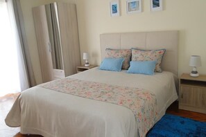 2 Schlafzimmer, Bügeleisen/Bügelbrett, WLAN, Bettwäsche
