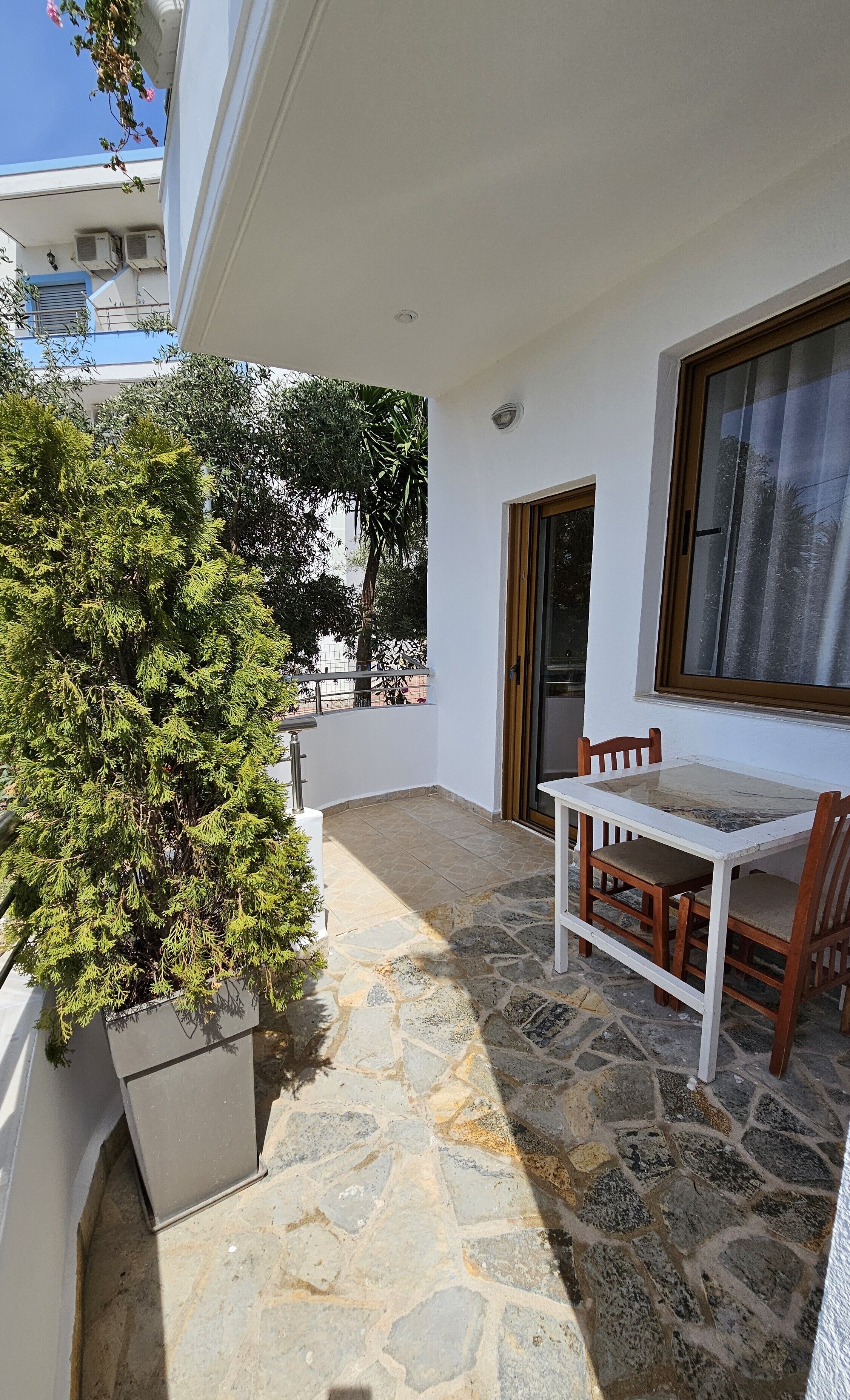 ダブルルーム バルコニー | バルコニー