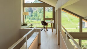 Flat-screen TV, fireplace, table tennis, heated floors - Seaside Lodge (Spiez)