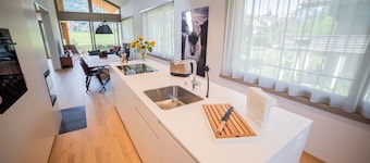 Seaside Lodge