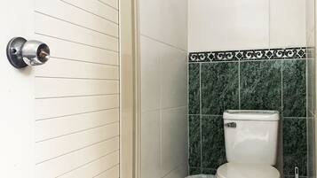 Comfort Apartment | Bathroom