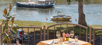 Hotel & Restaurant ZUR TRAUBE