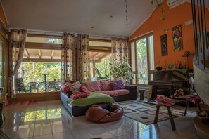 Interior - La Luce della Luna (Castelnovo Bariano)