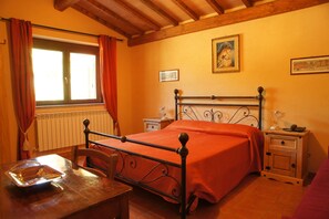 Individually furnished, blackout curtains, cots/infant beds, free WiFi