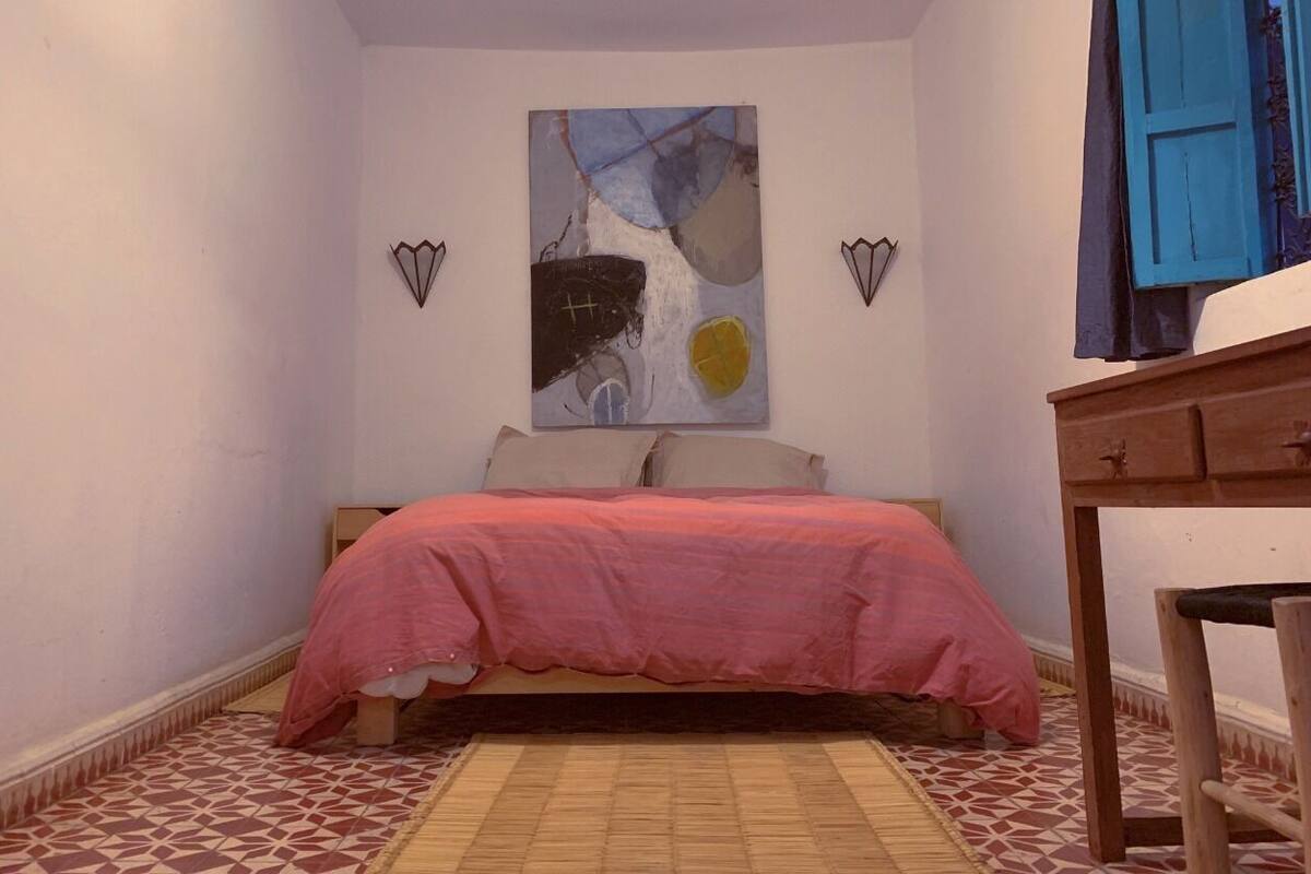 Chambre Double | Lits bébé (gratuits), Wi-Fi gratuit, draps fournis