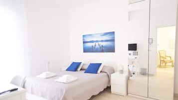 Basic Double Room, Private Bathroom | Desk, free WiFi, bed sheets