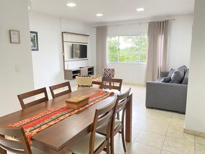 City Apartment | Living room