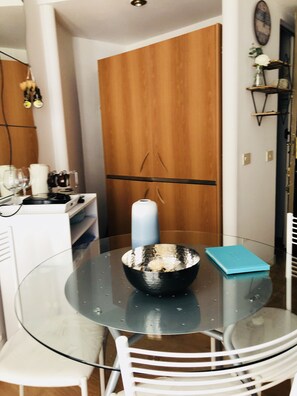 Dining - Studio Chez Chérie Nice (Nice)