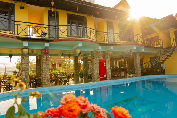 Piscina externa