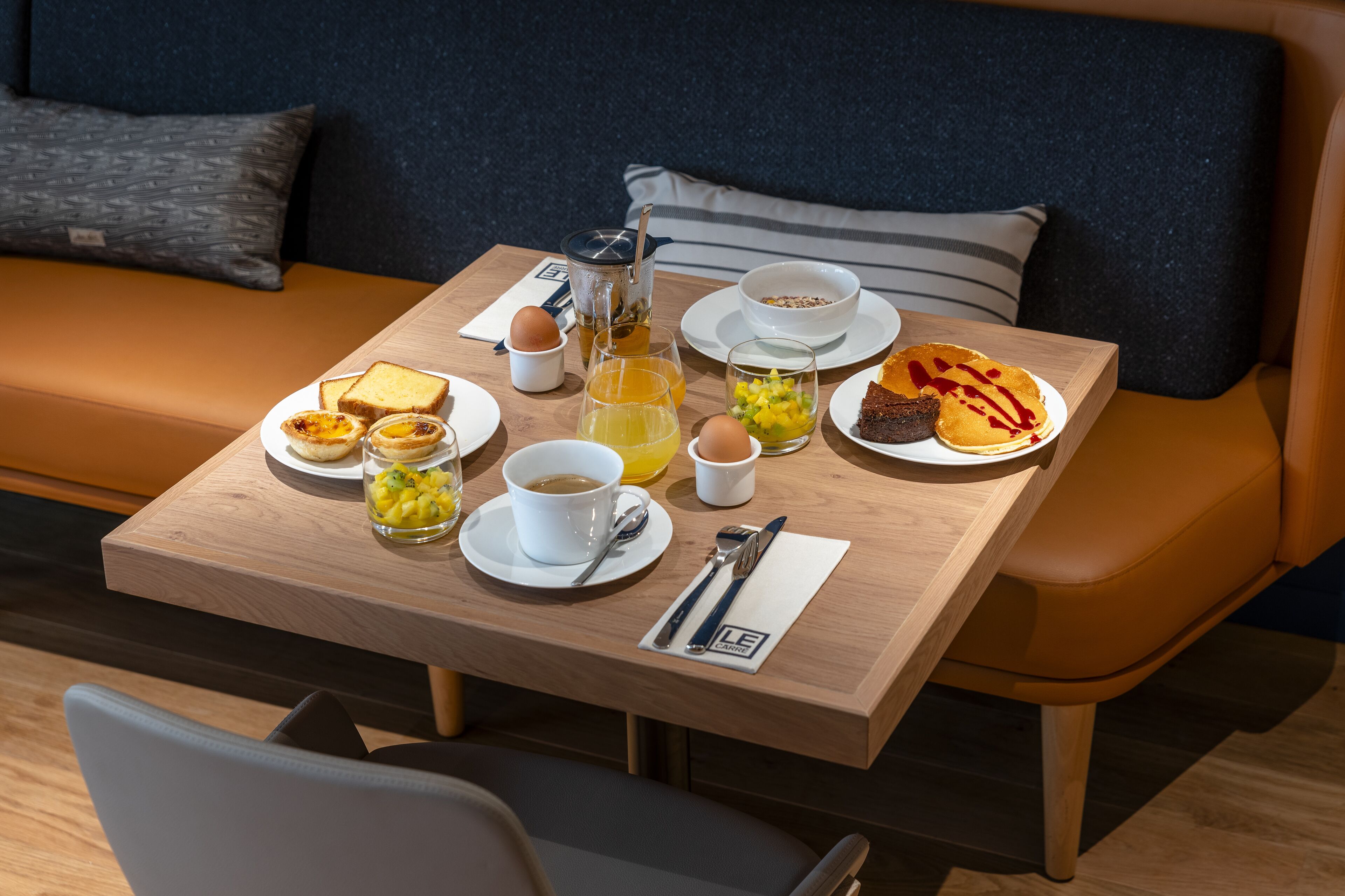 daily buffet breakfast (eur 19 per person)