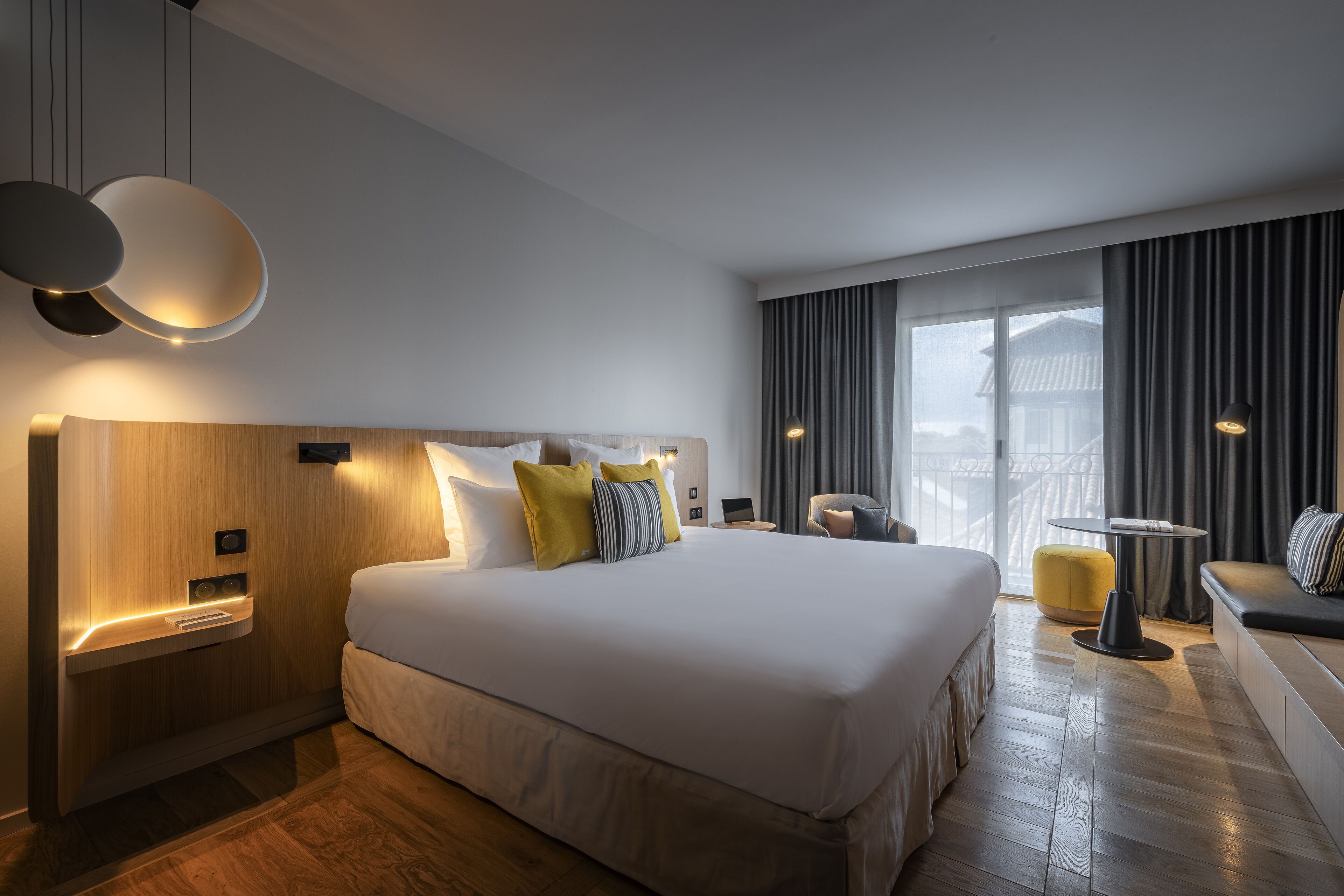 Literie de qualité supérieure, coffres-forts dans les chambres