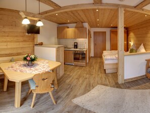 1 habitación, internet y ropa de cama