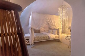 5 chambres, coffre-fort, bureau, fer et planche à repasser