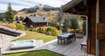 CHALET 16 PERSONNES SUR LES PISTES AVEC SPA