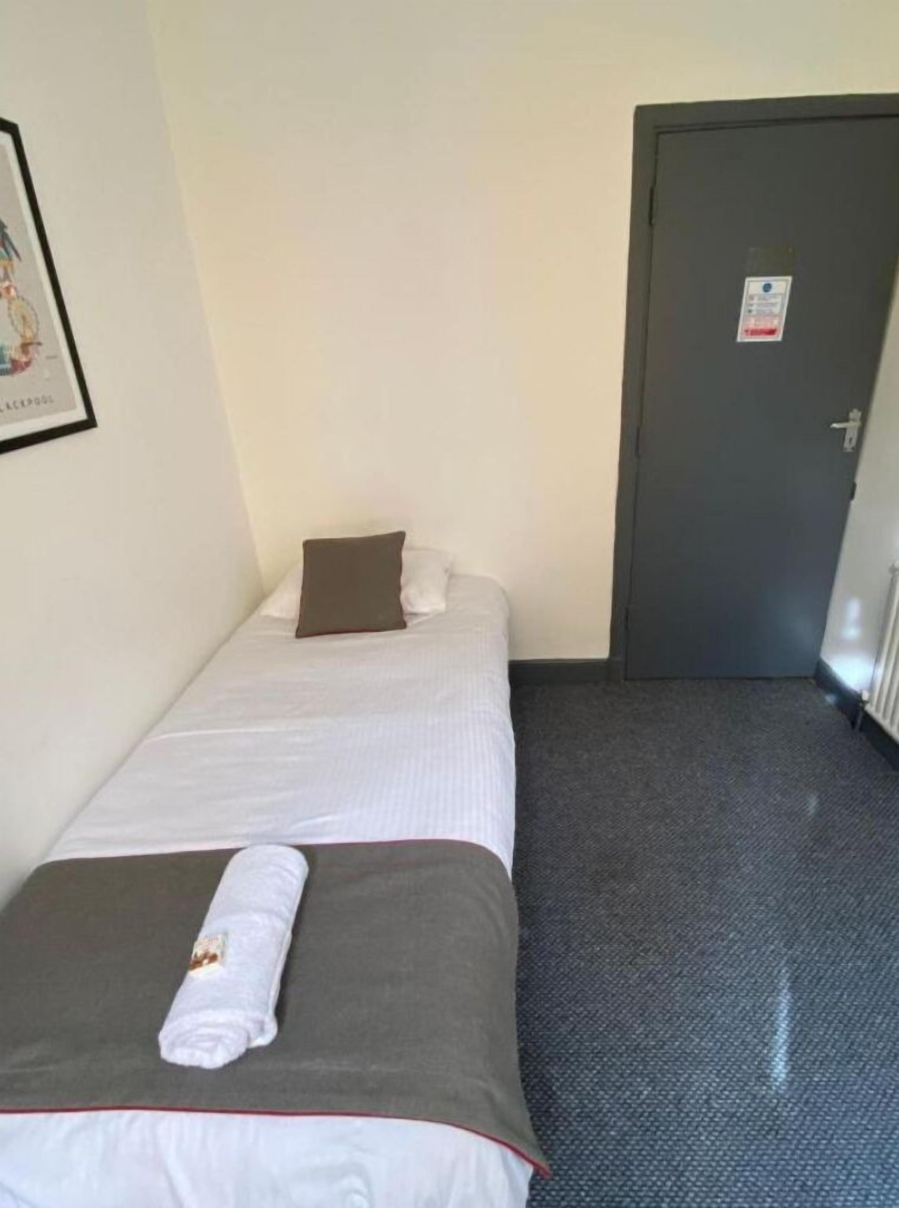 standard single room, ensuite | 1 bedroom