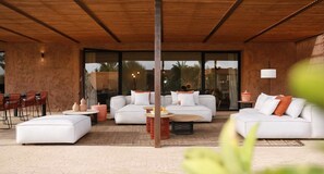 Villa, 5 Bedrooms | Terrace/patio