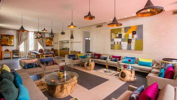 Villa | Living room | Smart TV