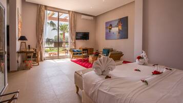 Villa | 7 bedrooms, desk, blackout curtains, iron/ironing board