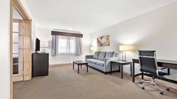 Suite, 1 King Bed, Non Smoking (with Sofabed)